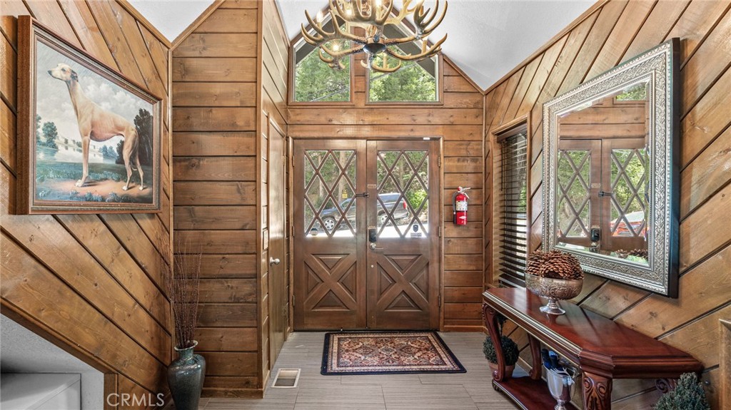 582 Kuffel Canyon Road Lake Arrowhead, CA 92352 - Photo 4 of 28