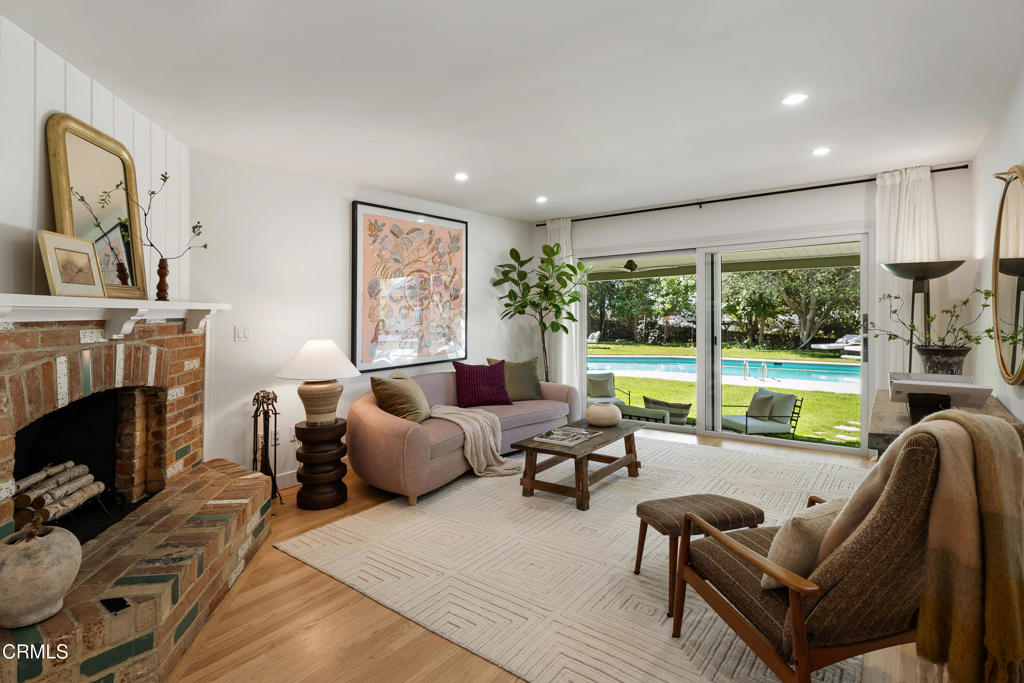2376 Pickens Canyon Road La Crescenta, CA 91214 - Photo 6 of 54 SSR_2376Pickens_013_FLEXMLS
