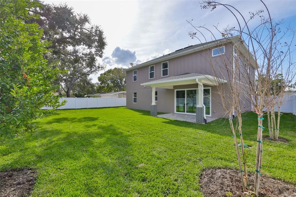 5610 South Sheridan Road Tampa, FL 33611 - Photo 4 of 63