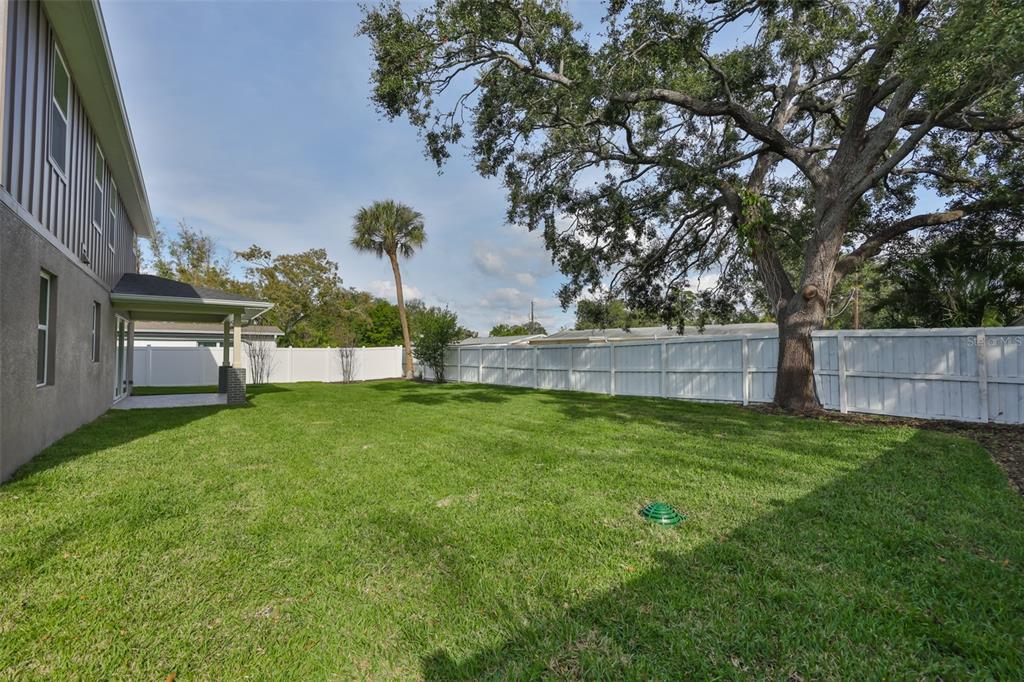 5610 South Sheridan Road Tampa, FL 33611 - Photo 7 of 63