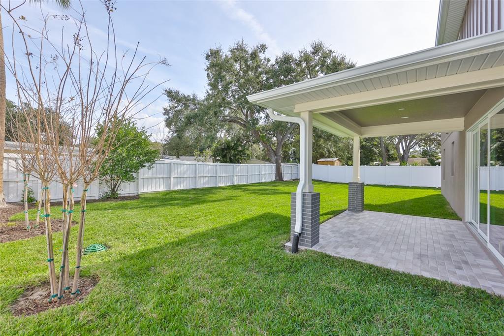 5610 South Sheridan Road Tampa, FL 33611 - Photo 8 of 63