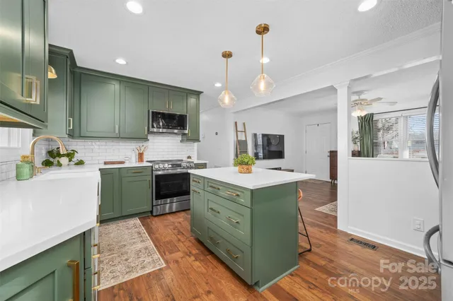 $330,000 | 806 Walnut Street, Belmont, NC 28012