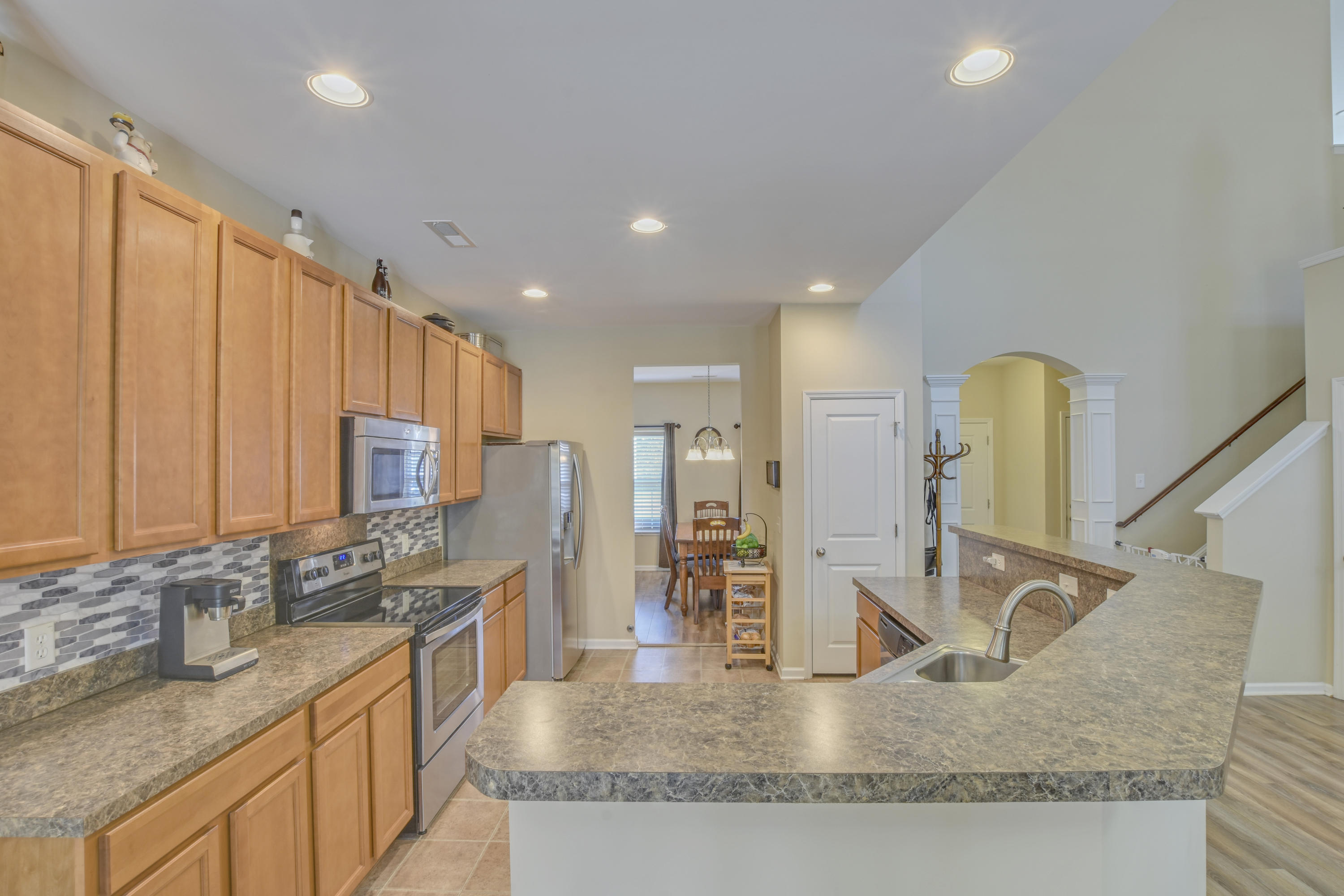 1216 Cosmos Road Summerville, SC 29483 - Photo 14 of 48 25