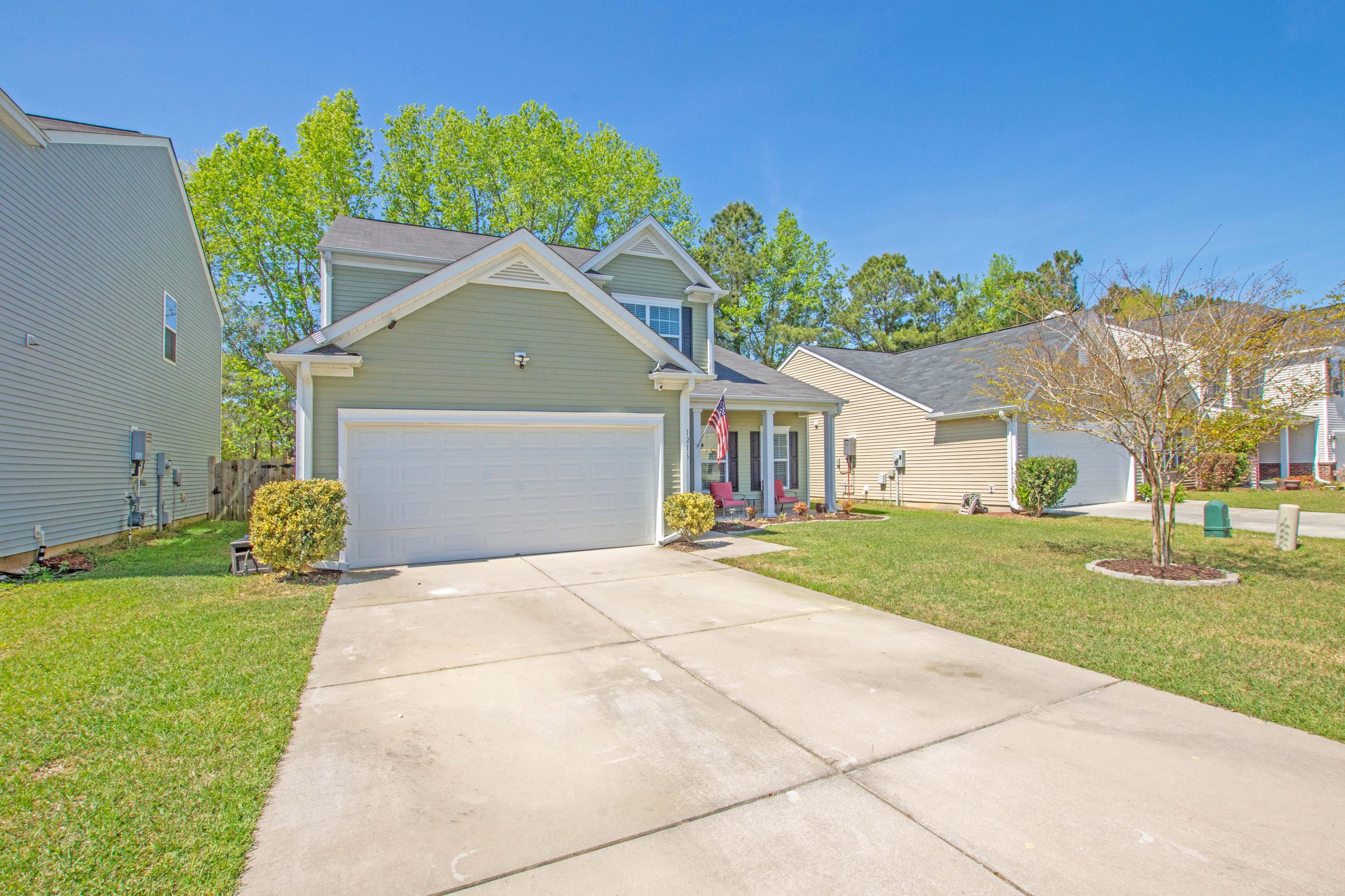 1216 Cosmos Road Summerville, SC 29483 - Photo 3 of 48 0-8 (2)