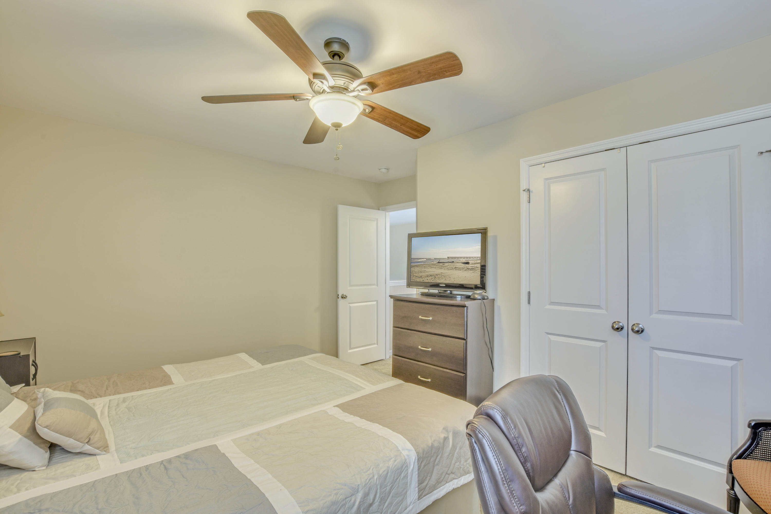 1216 Cosmos Road Summerville, SC 29483 - Photo 37 of 48 7