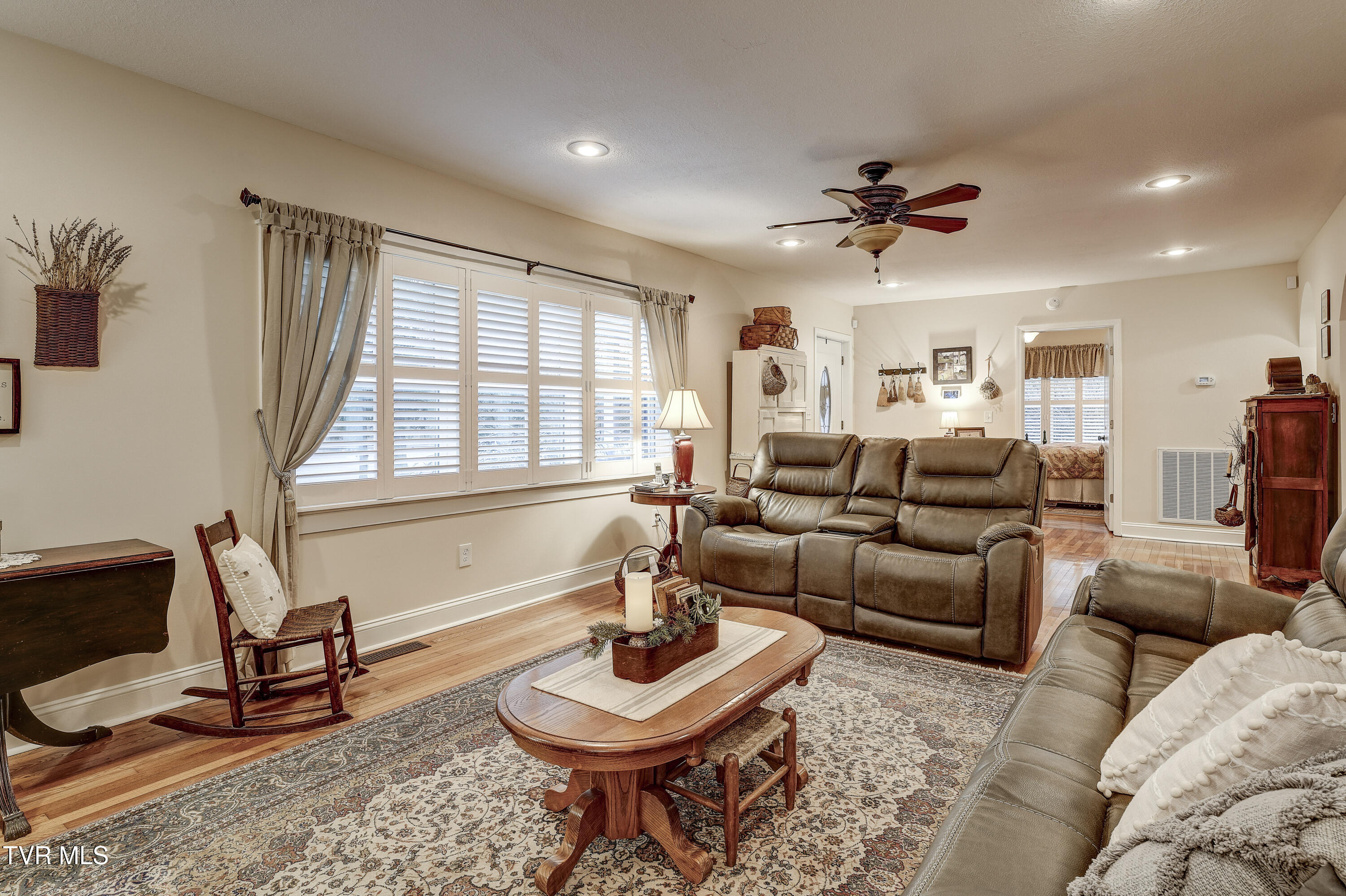101 School House Road Hampton, TN 37658 - Photo 19 of 46 School-6