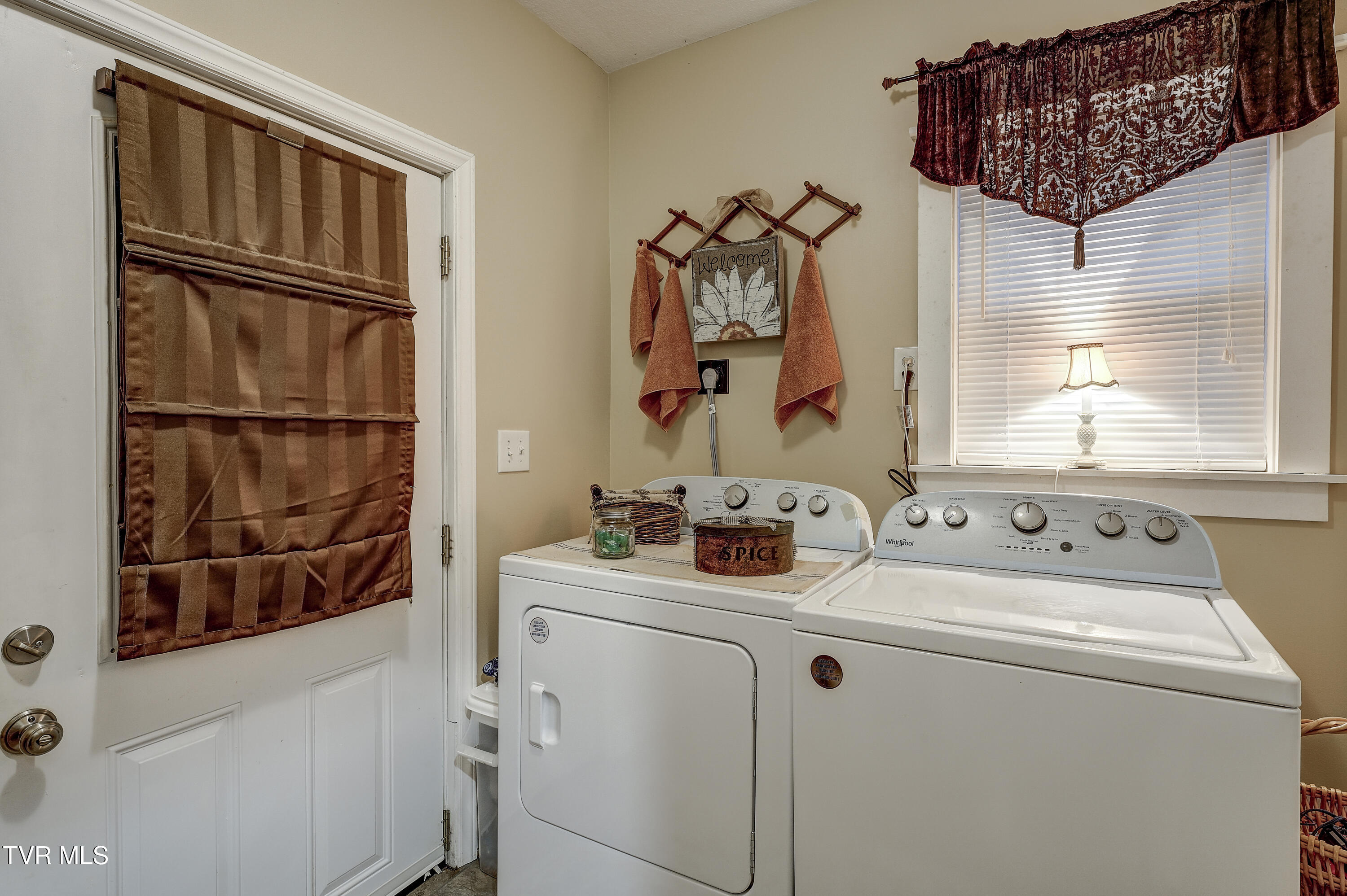 101 School House Road Hampton, TN 37658 - Photo 42 of 46 School-29