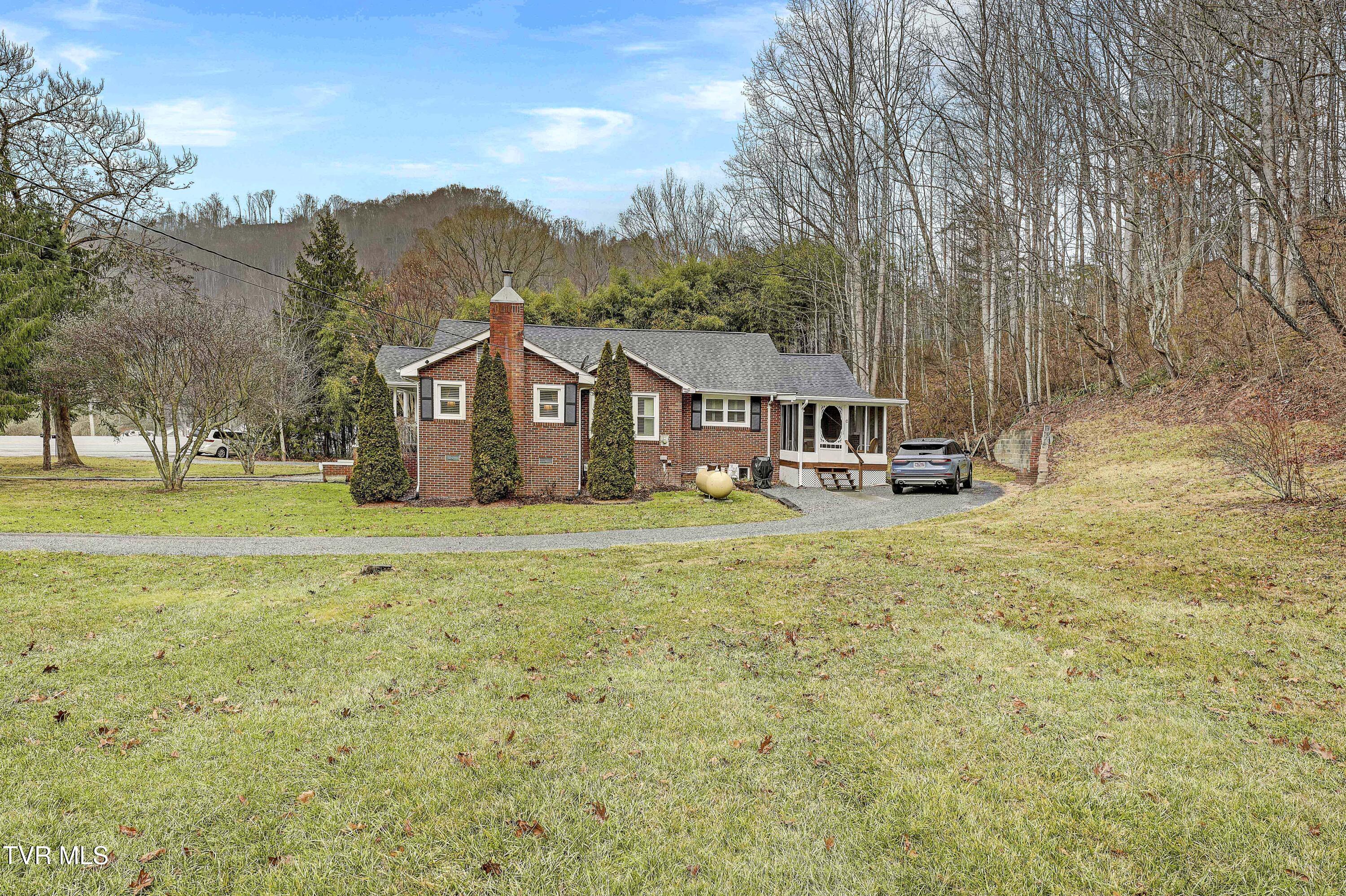 101 School House Road Hampton, TN 37658 - Photo 10 of 46 OldSchoolHouse-Exterior-10