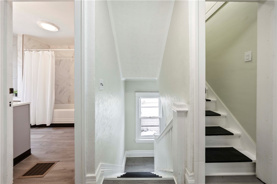 2016 Clifford Avenue Rochester, NY 14609 - Photo 38 of 50