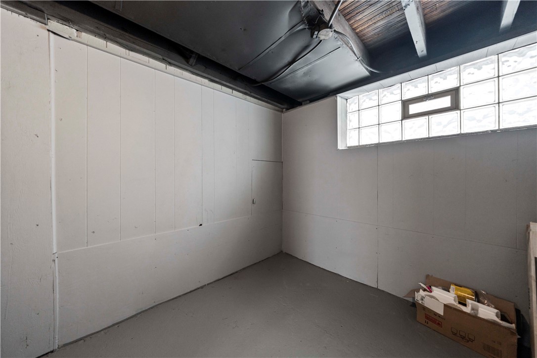 2016 Clifford Avenue Rochester, NY 14609 - Photo 43 of 50