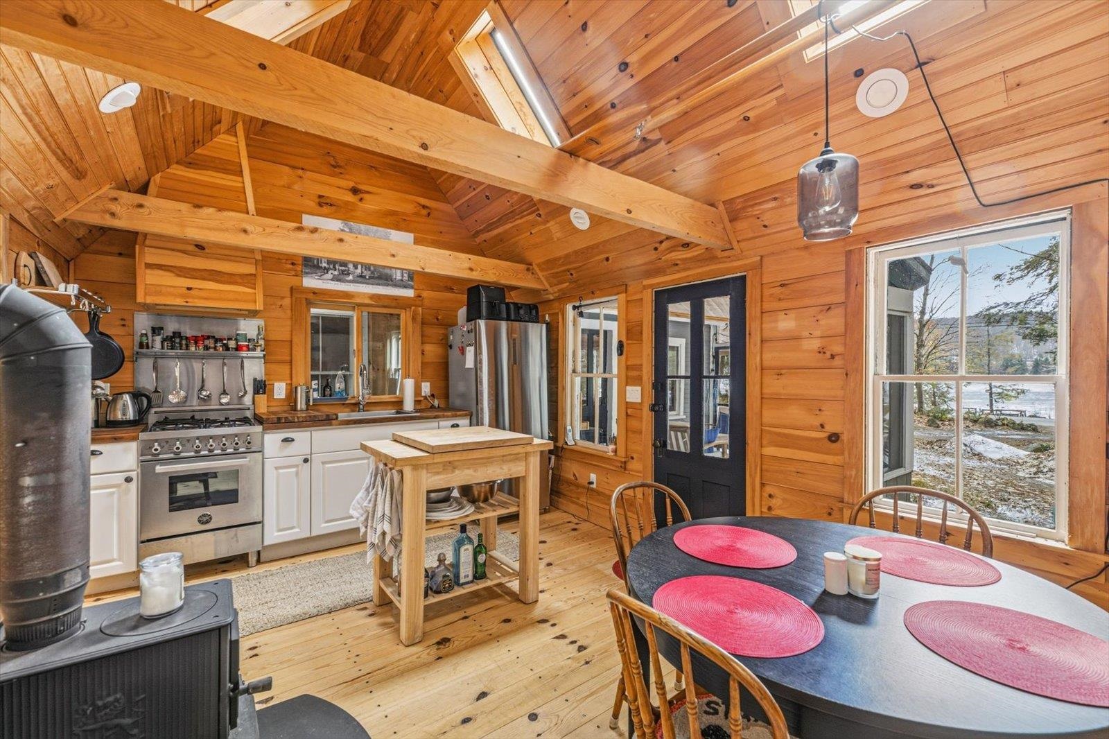 199 Hancock Road Harrisville, NH 03450 - Photo 5 of 56