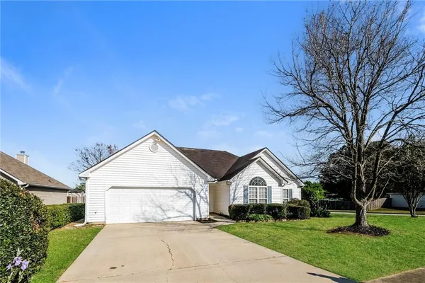 $2,145 | 3352 Summit Creek Lane, Loganville, GA 30052