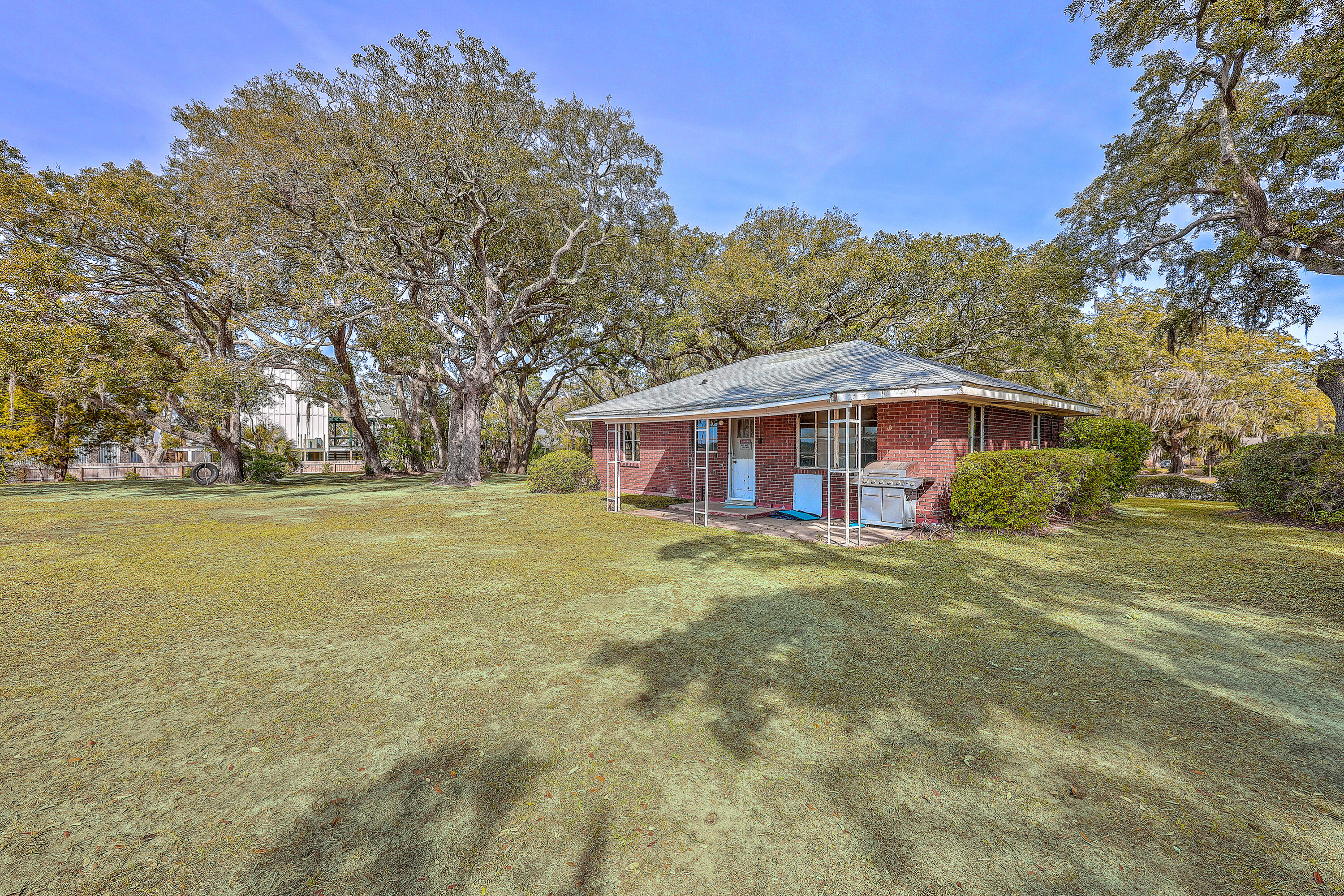 185 Wappoo Road Charleston, SC 29407 - Photo 35 of 65 ZYN_0302_3_4_5_6_7_8