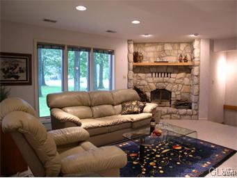 6245 Tollgate Road Zionsville, PA 18092 - Photo 7 of 50 Gallery Image 7