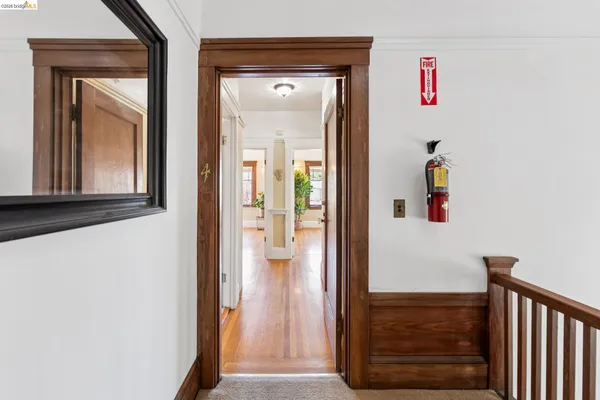 $695,000 | 2600 Ashby Avenue, Unit 4, Berkeley, CA 94705