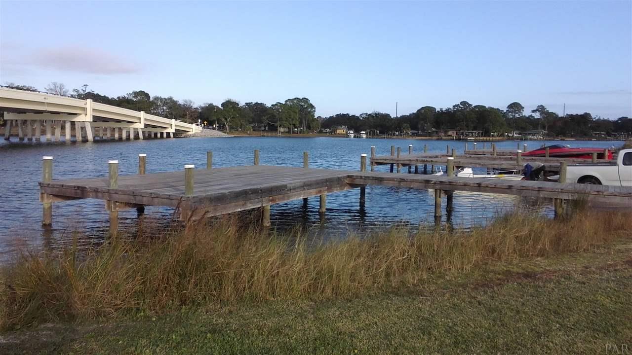 Waterside Dock
