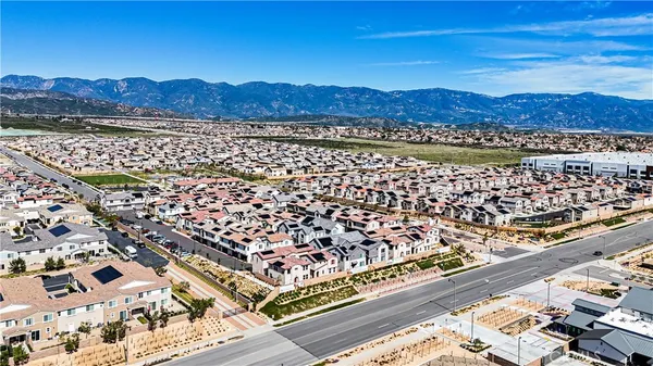 $507,888 | 16651 Snowdrop Lane, Unit 1, Fontana, CA 92336