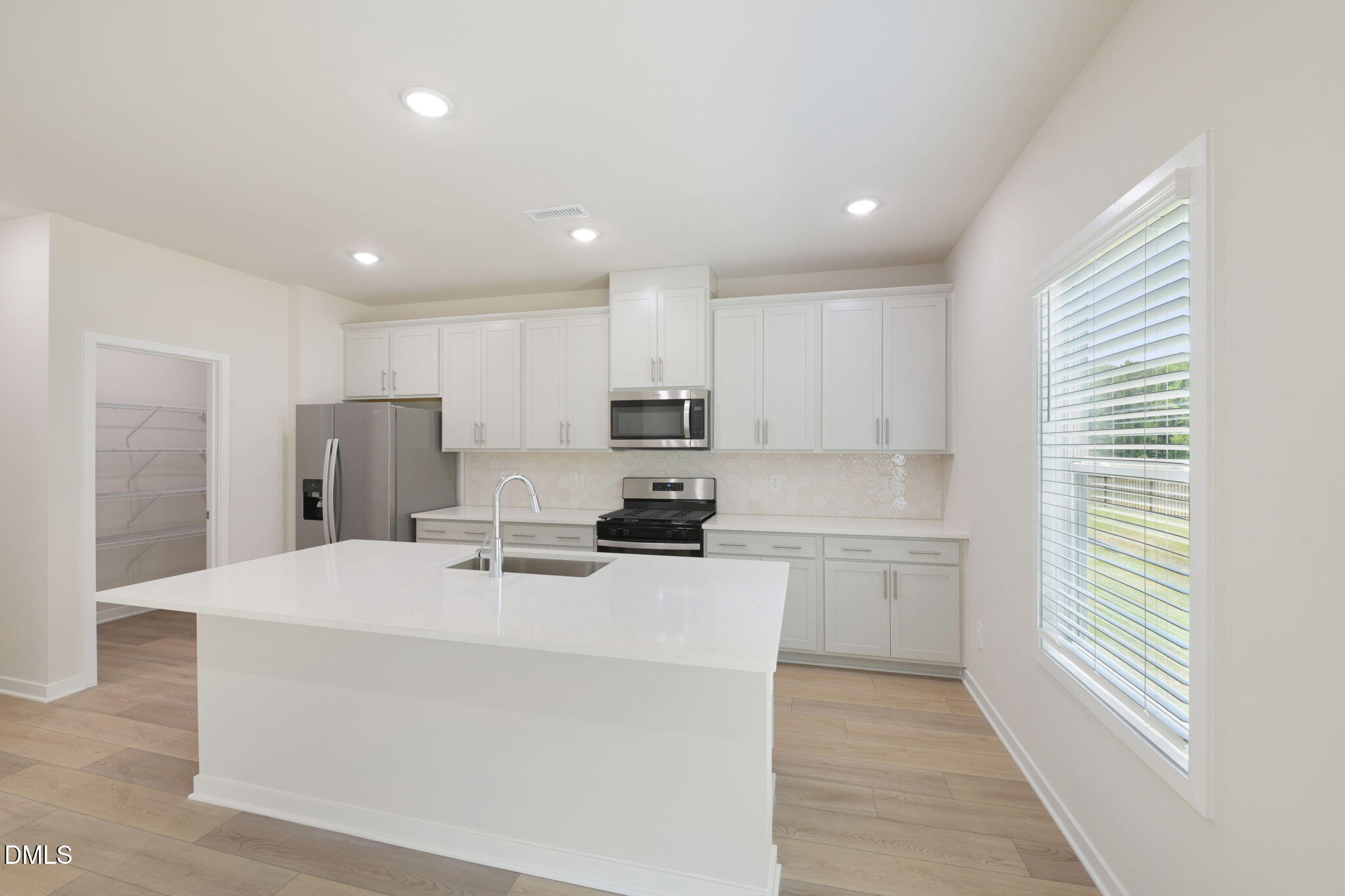 1452 Hatteras Road Durham, NC 27703 - Photo 14 of 49 14-web-or-mls-Raleigh - Avalon Place - 1