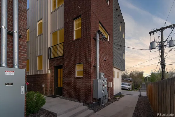 $600,000 | 3511 South Marion Street, Unit A, Englewood, CO 80113