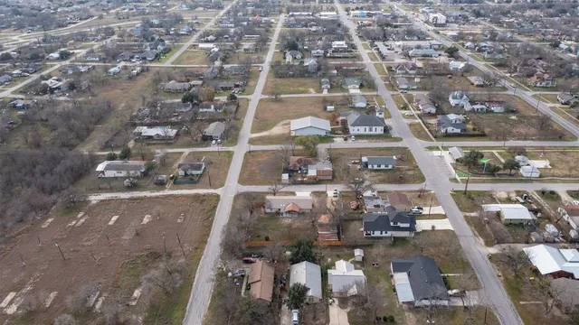 $2,150 | 209 East Rector Street, Manor, TX 78653