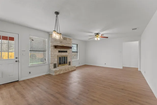 $2,150 | 209 East Rector Street, Manor, TX 78653