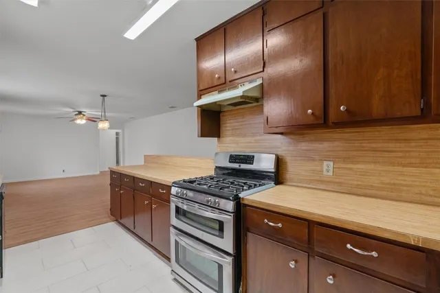 $2,150 | 209 East Rector Street, Manor, TX 78653