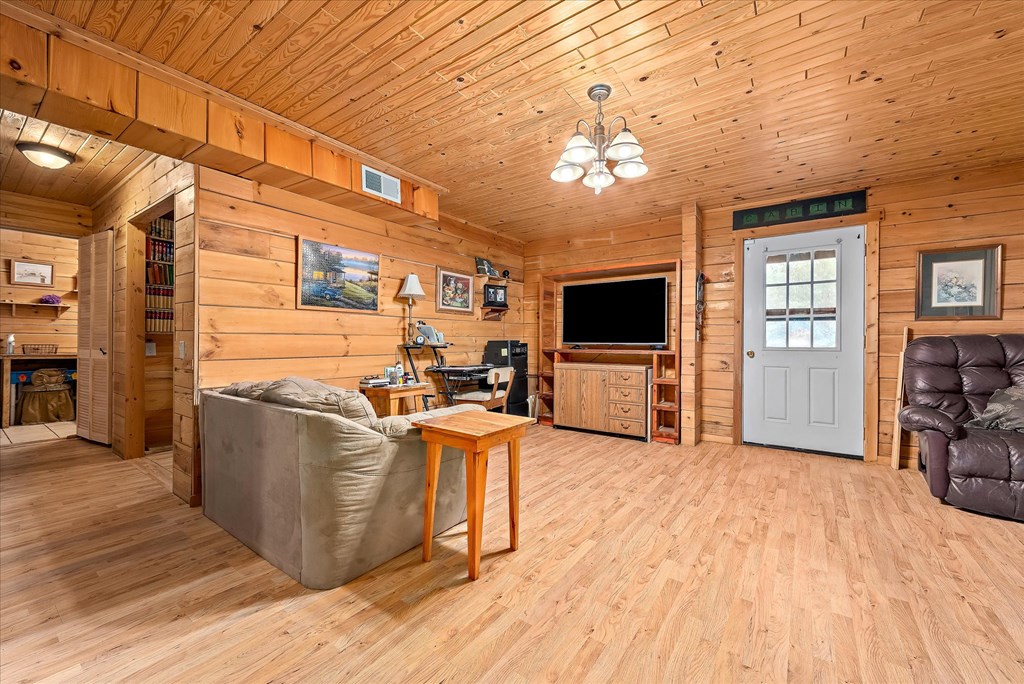28786 Harbor Road Andalusia, AL 36421 - Photo 2 of 83