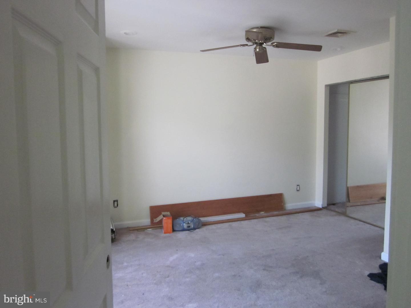 966 Roberts Road Bensalem, PA 19020 - Photo 14 of 23 Gallery Image 14