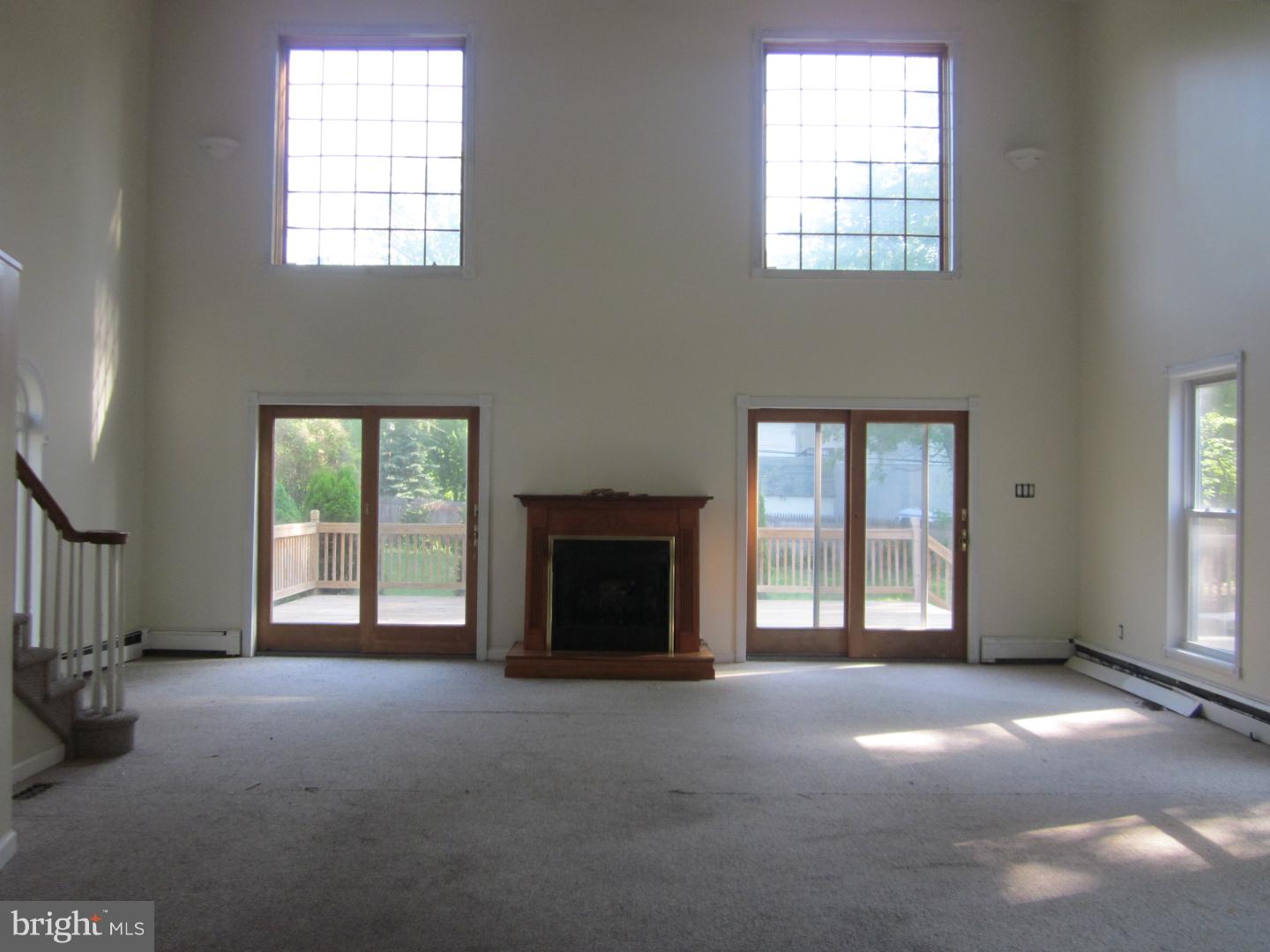 966 Roberts Road Bensalem, PA 19020 - Photo 8 of 23 Gallery Image 8