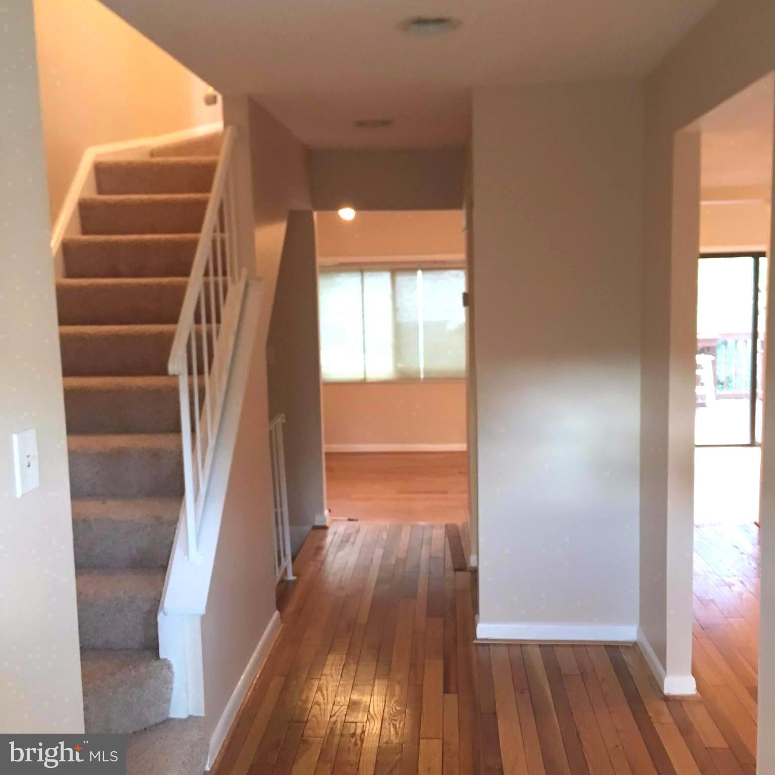8067 Tributary Court Springfield, VA 22153 - Photo 2 of 27 Interior (General)