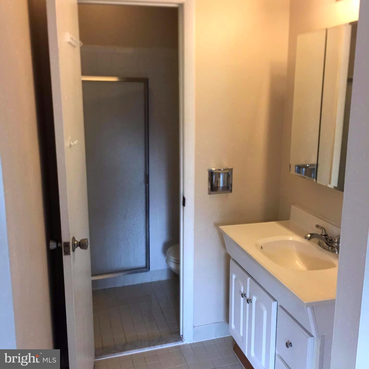 8067 Tributary Court Springfield, VA 22153 - Photo 13 of 27 Bath (Master)
