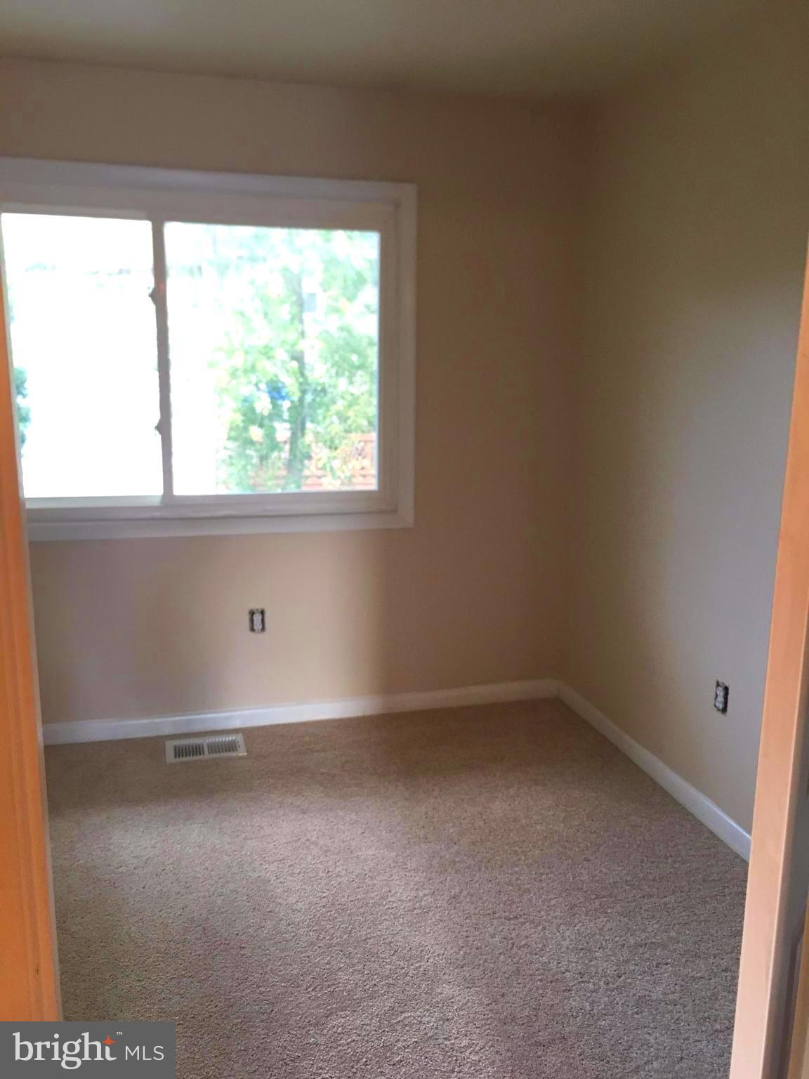 8067 Tributary Court Springfield, VA 22153 - Photo 17 of 27 Bedroom