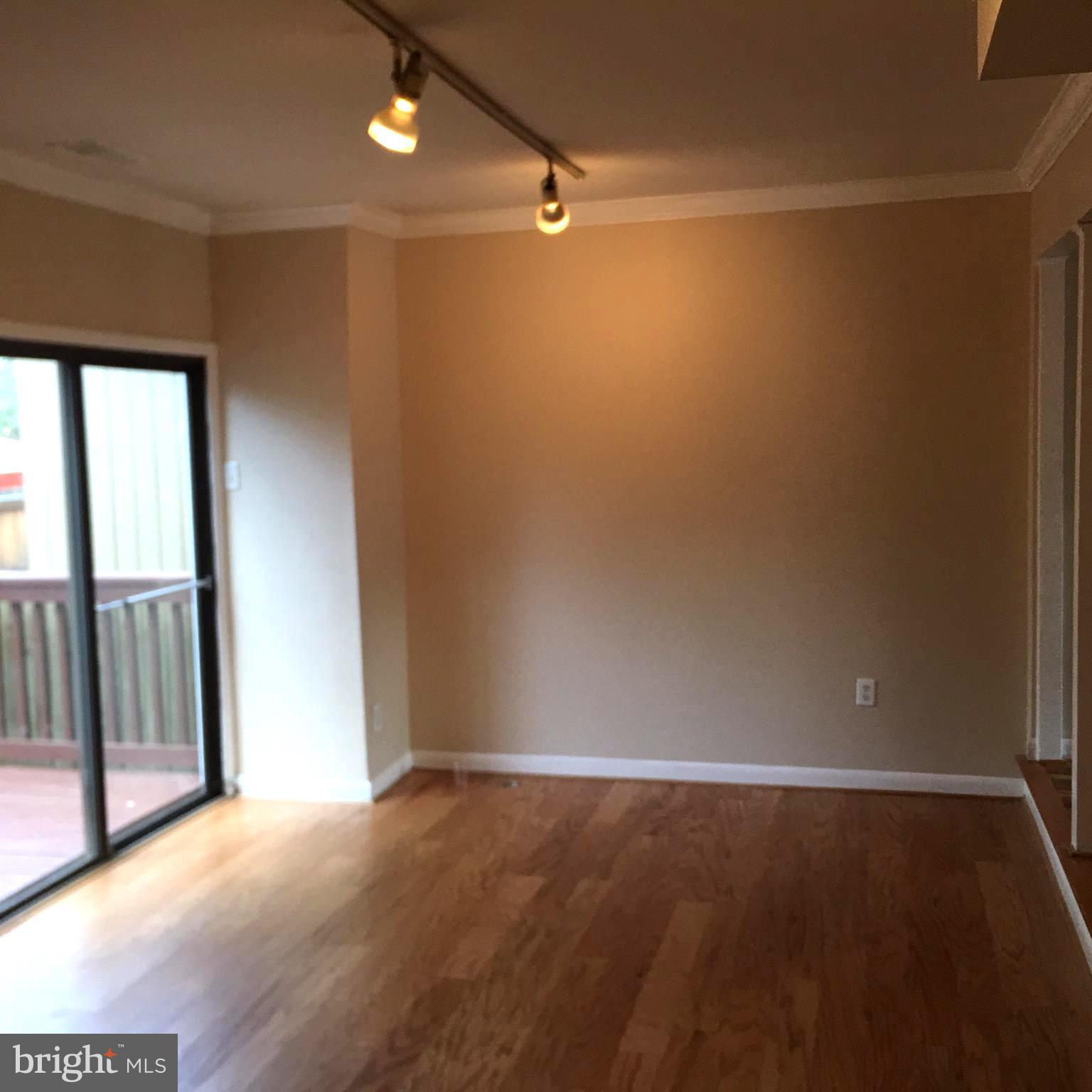 8067 Tributary Court Springfield, VA 22153 - Photo 5 of 27 Living Room