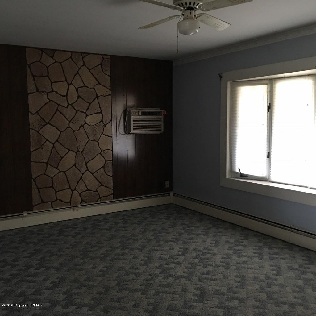 47 Craig Road Lehighton, PA 18235 - Photo 3 of 10 LR