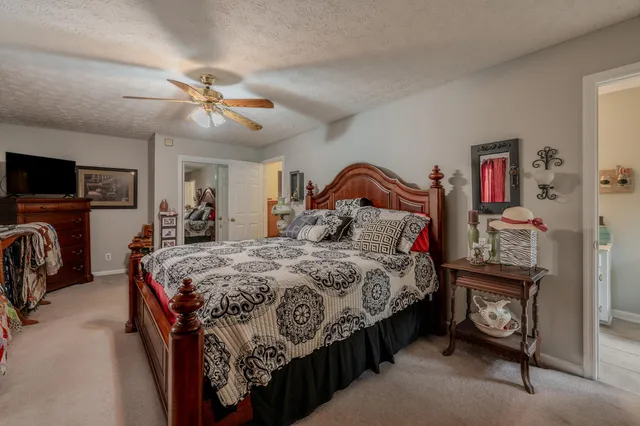 $849,000 | 342 Powder Horn Lane, Ringgold, GA 30736