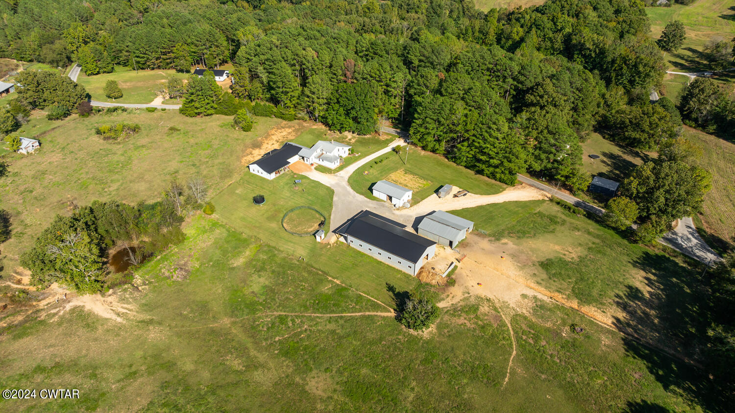 715 Red Williams Road Huntingdon, TN 38344 - Photo 34 of 36 DJI_20241008151006_0005_D