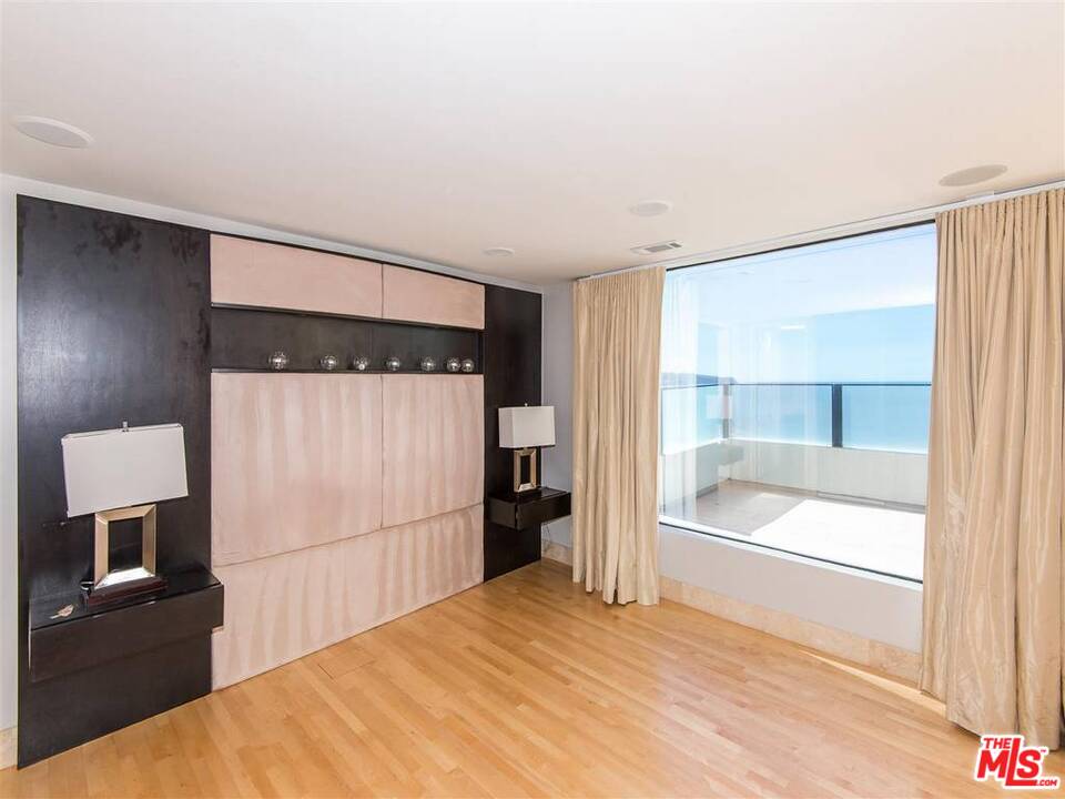 734 Esplanade, Unit A/B Redondo Beach, CA 90277 - Photo 17 of 40 a bathroom with a tub and a shower