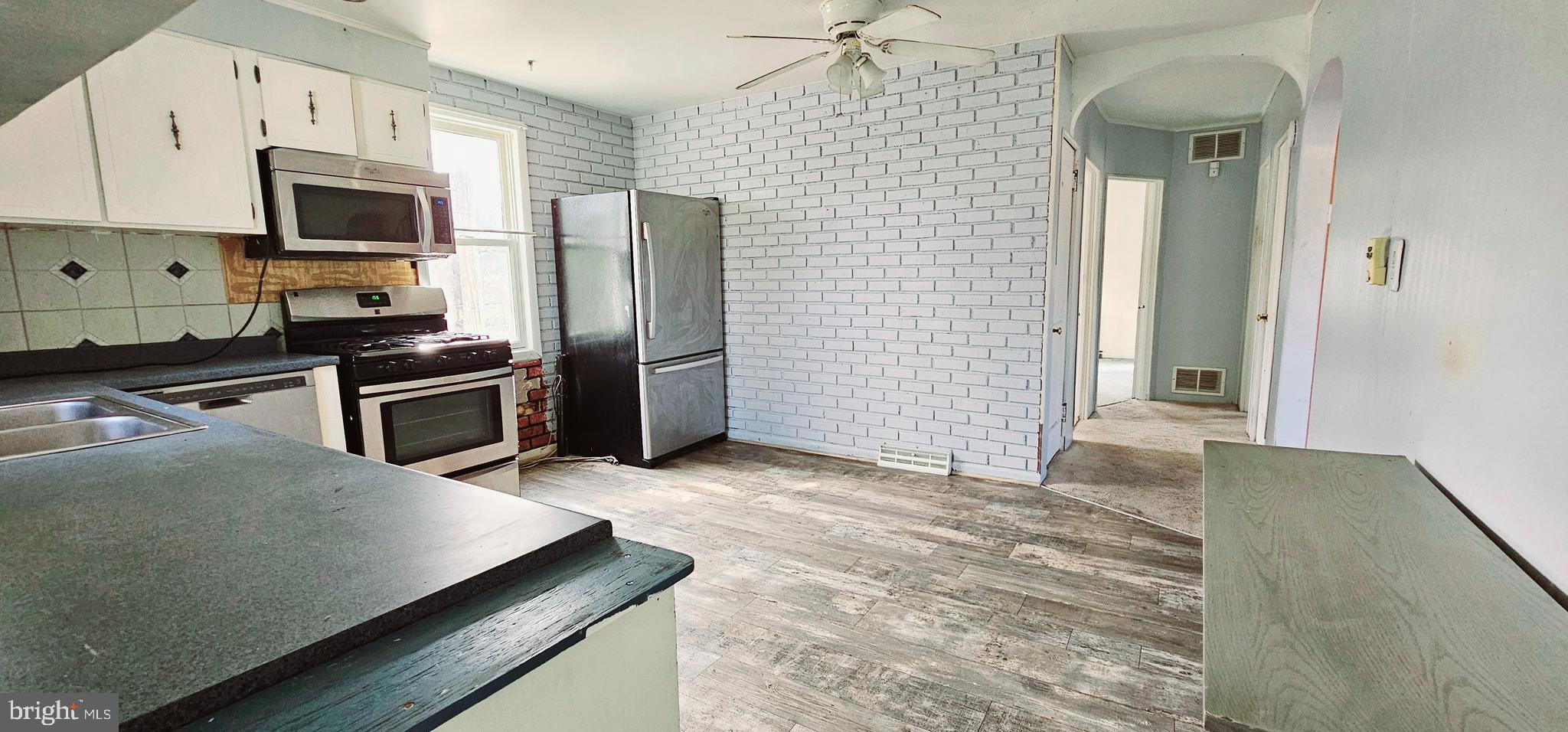 353 Wheat Road Vineland, NJ 08360 - Photo 2 of 20 Gallery Image 2