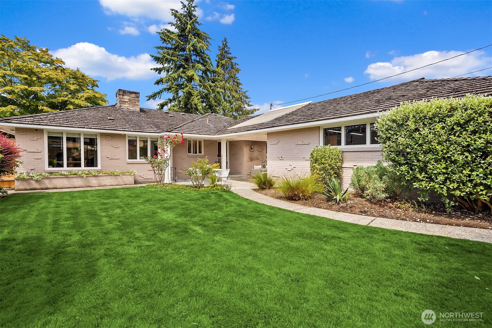 4915 Rucker Avenue Everett, WA 98203 - Photo 31 of 36