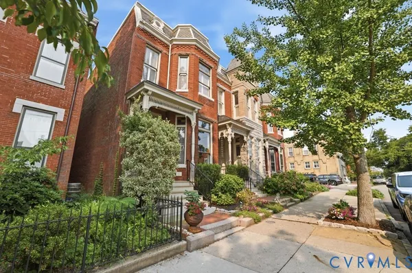 $889,950 | 2705 East Broad Street, Richmond, VA 23223
