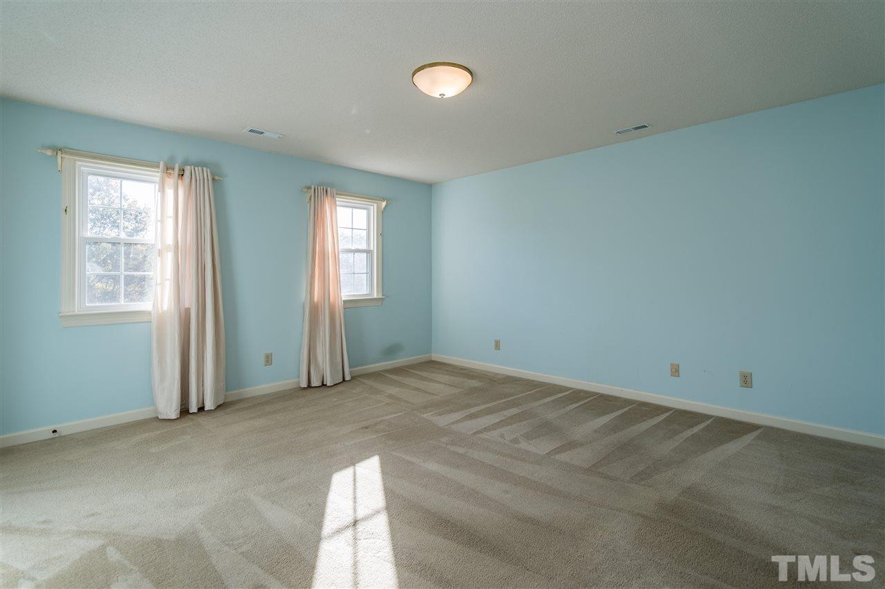 5013 Fielding Drive Raleigh, NC 27606 - Photo 16 of 30 Gallery Image 16