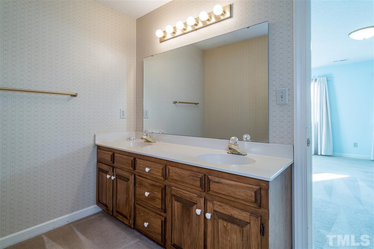 5013 Fielding Drive Raleigh, NC 27606 - Photo 17 of 30 Gallery Image 17