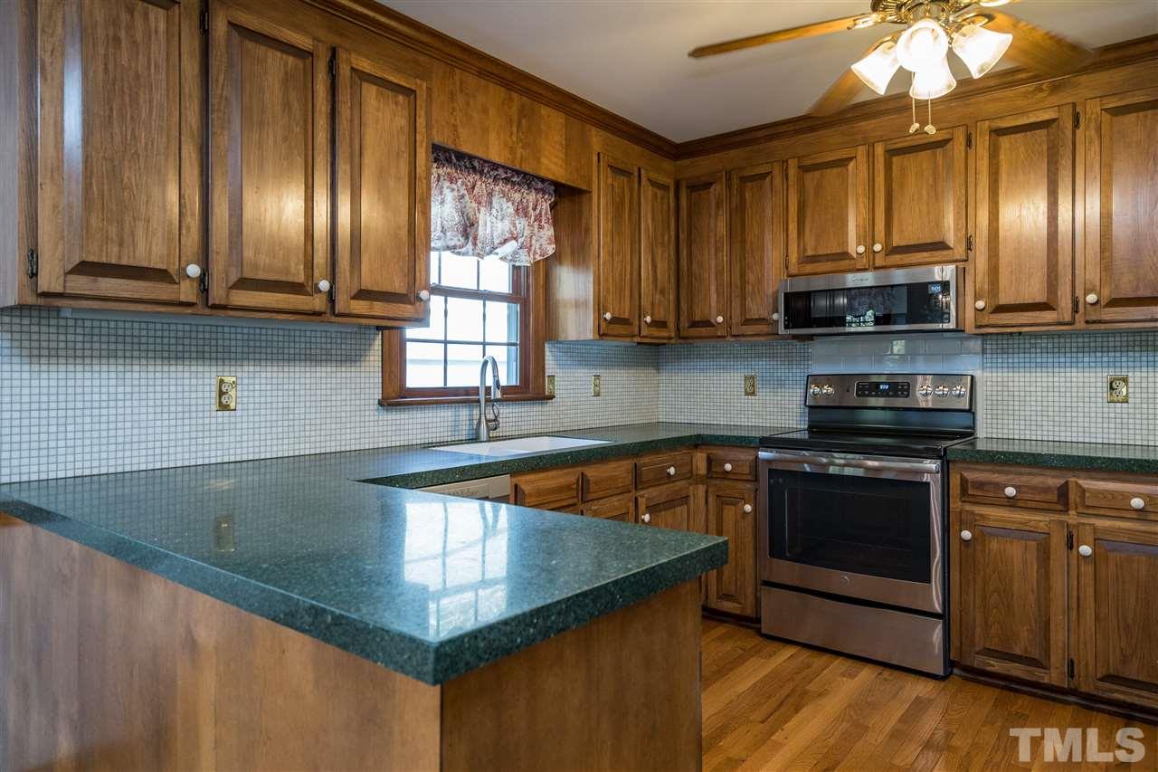 5013 Fielding Drive Raleigh, NC 27606 - Photo 9 of 30 Gallery Image 9