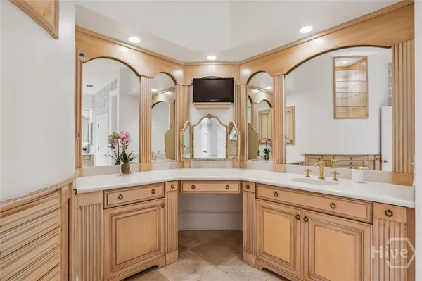 $6,995,000 | 2 East Perry Lane, Unit S A B AND C, Savannah, GA 31401