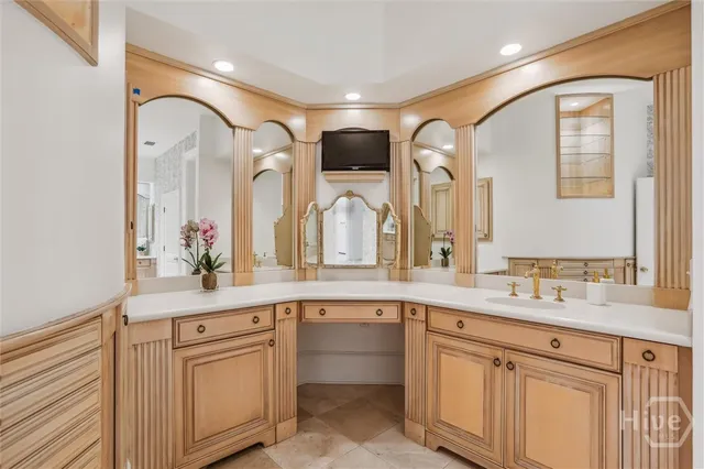 $6,995,000 | 2 East Perry Lane, Unit S A B AND C, Savannah, GA 31401