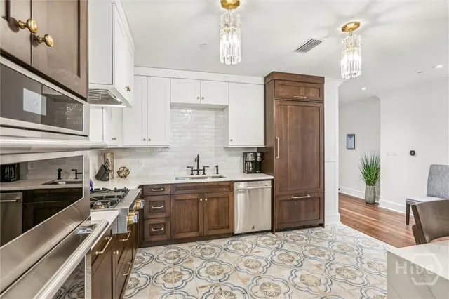 $6,995,000 | 2 East Perry Lane, Unit S A B AND C, Savannah, GA 31401