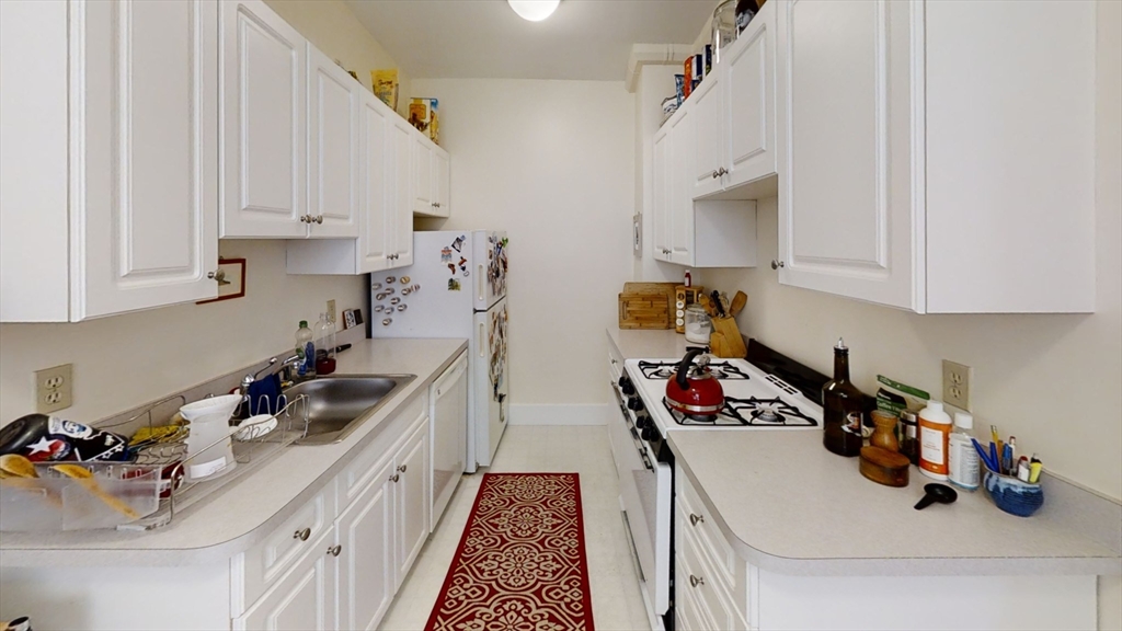 1401 Beacon Street, Unit 808 Brookline, MA 02446 - Photo 5 of 11