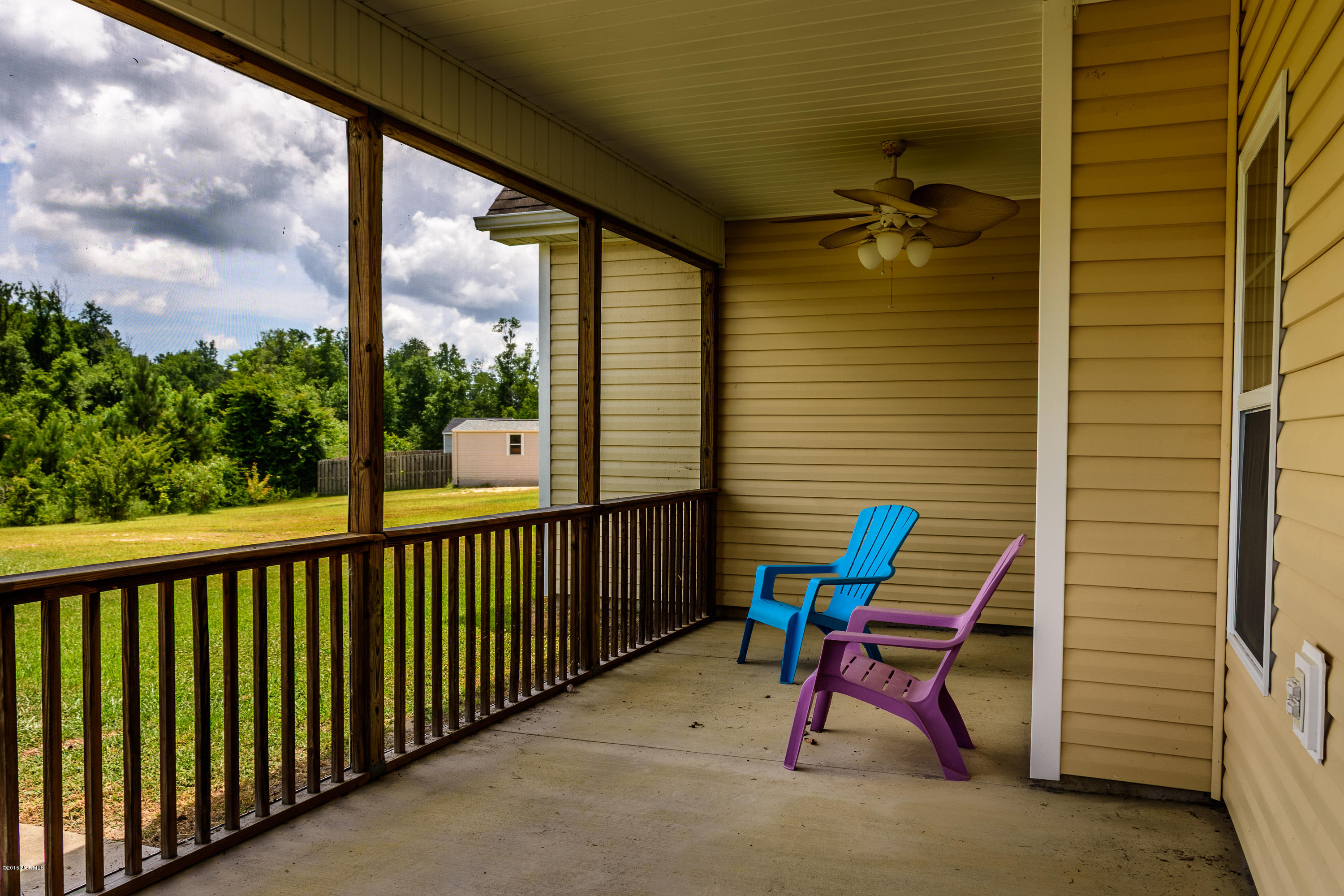 206 Emerald Ridge Road Jacksonville, NC 28546 - Photo 23 of 29 (08 of 28) Amanda Parmer_206 Emerald Rid