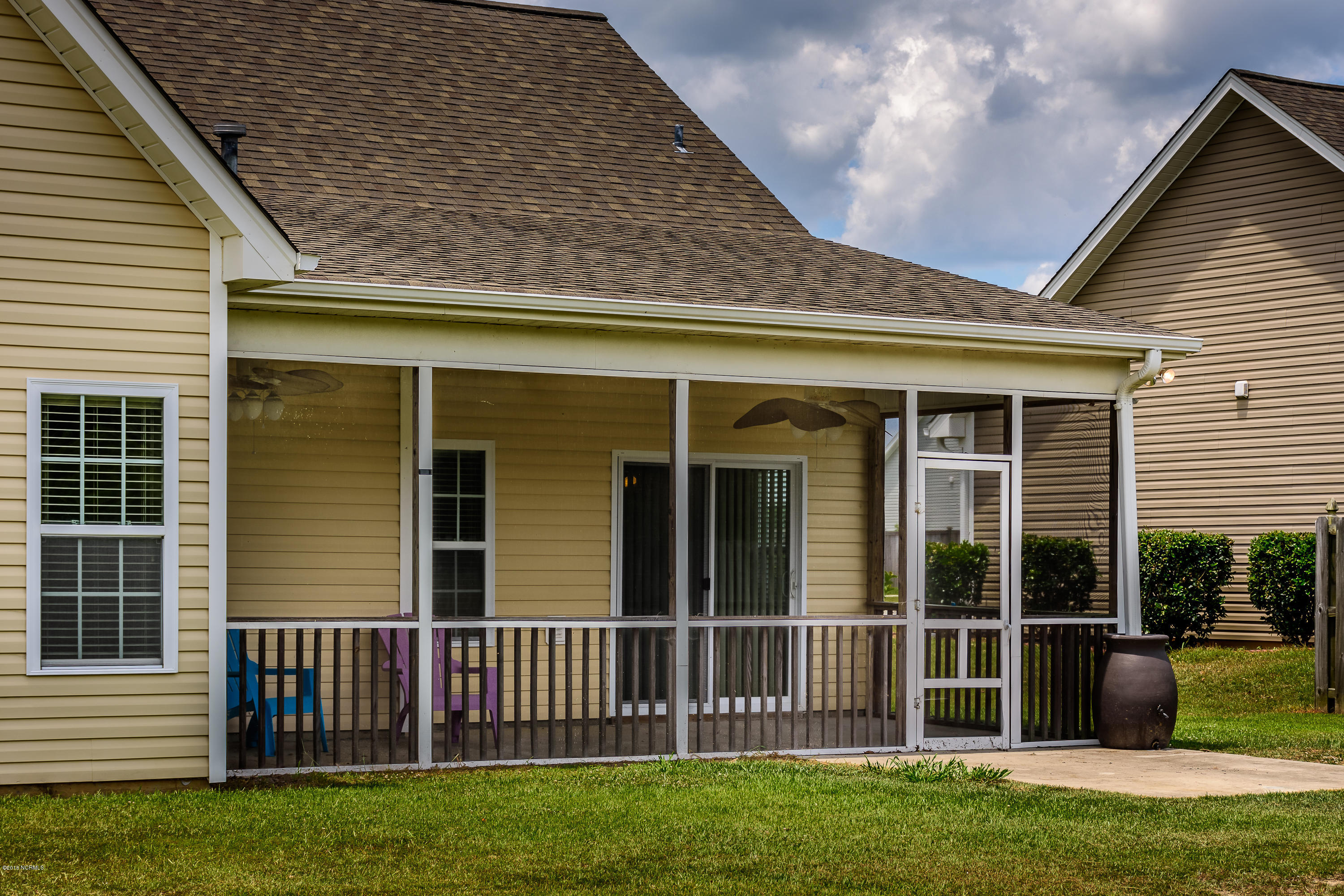 206 Emerald Ridge Road Jacksonville, NC 28546 - Photo 24 of 29 (06 of 28) Amanda Parmer_206 Emerald Rid