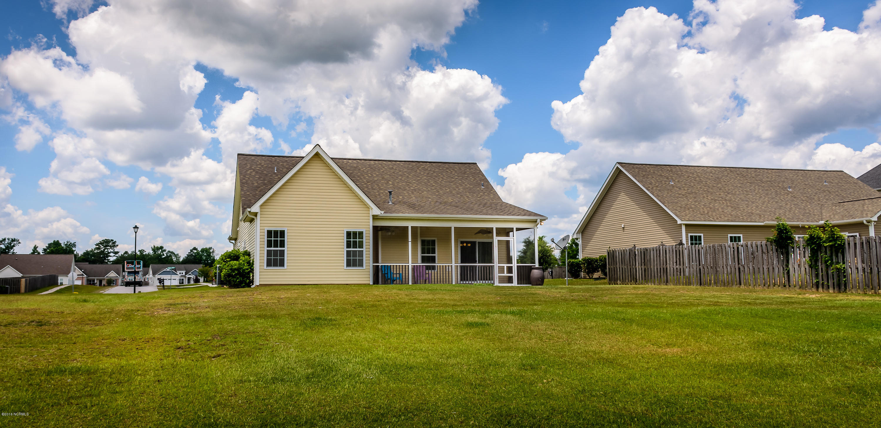 206 Emerald Ridge Road Jacksonville, NC 28546 - Photo 29 of 29 (05 of 28) Amanda Parmer_206 Emerald Rid